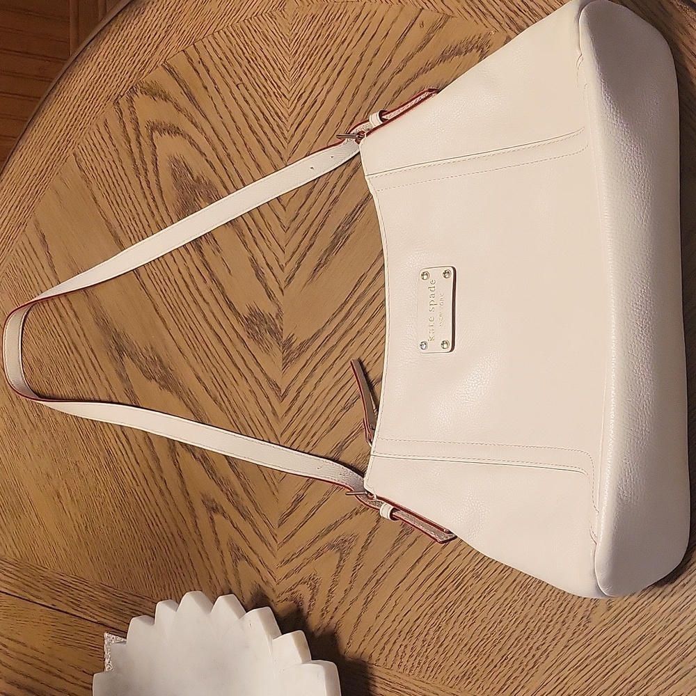 Kate spade white leather bag EUC
